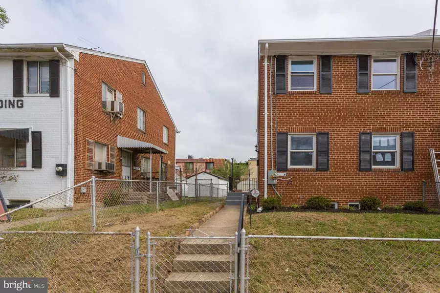 4304 WHEELER RD SE, Washington, DC 20032