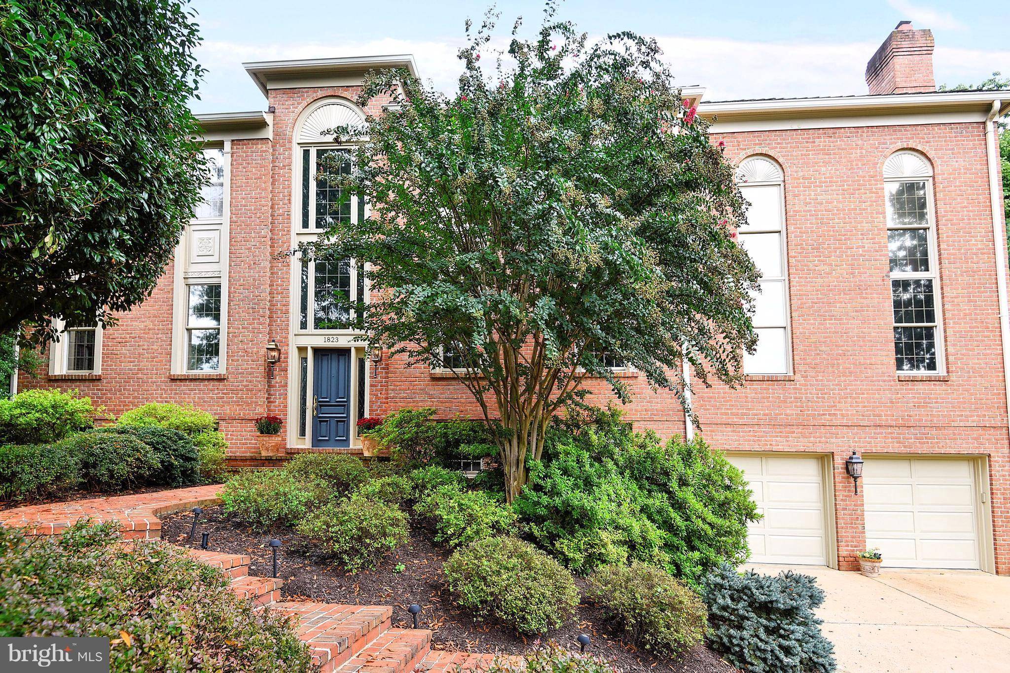 1823 SOLITAIRE LN, Mclean, VA 22101