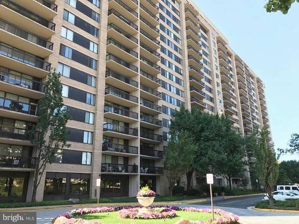 3713 GEORGE MASON DR #1206, Falls Church, VA 22041