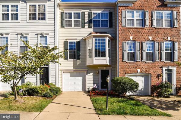 6405 HAWK VIEW LN, Alexandria, VA 22312