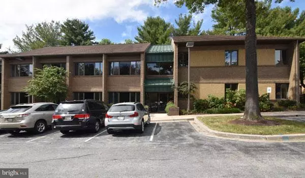 Columbia, MD 21045,5501 TWIN KNOLLS RD #11