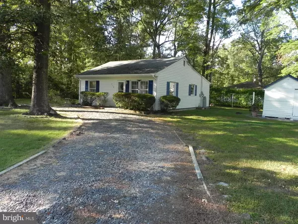 Colonial Beach, VA 22443,318 PINEY FOREST DR