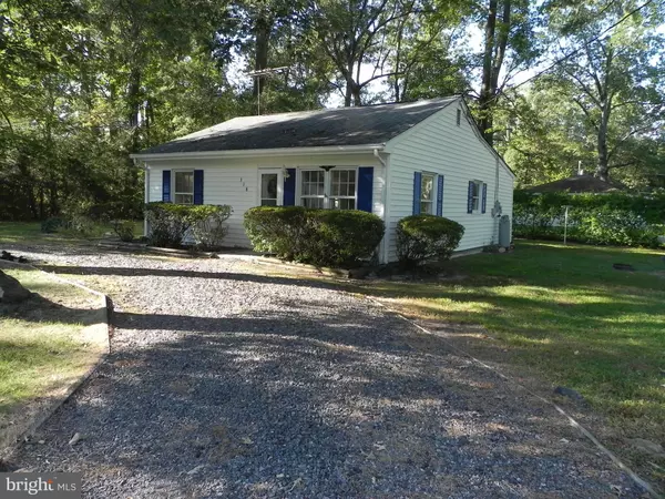 Colonial Beach, VA 22443,318 PINEY FOREST DR