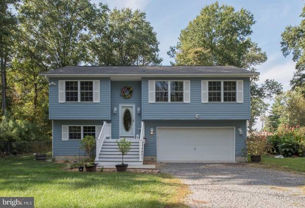 117 LOCUST AVE, Colonial Beach, VA 22443