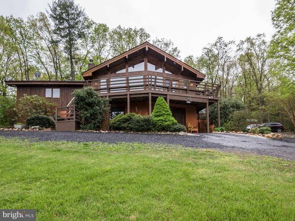 241 BRUSH MOUNTAIN RD, Bentonville, VA 22610