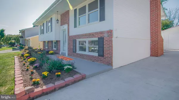 Sterling, VA 20164,713 AMELIA ST