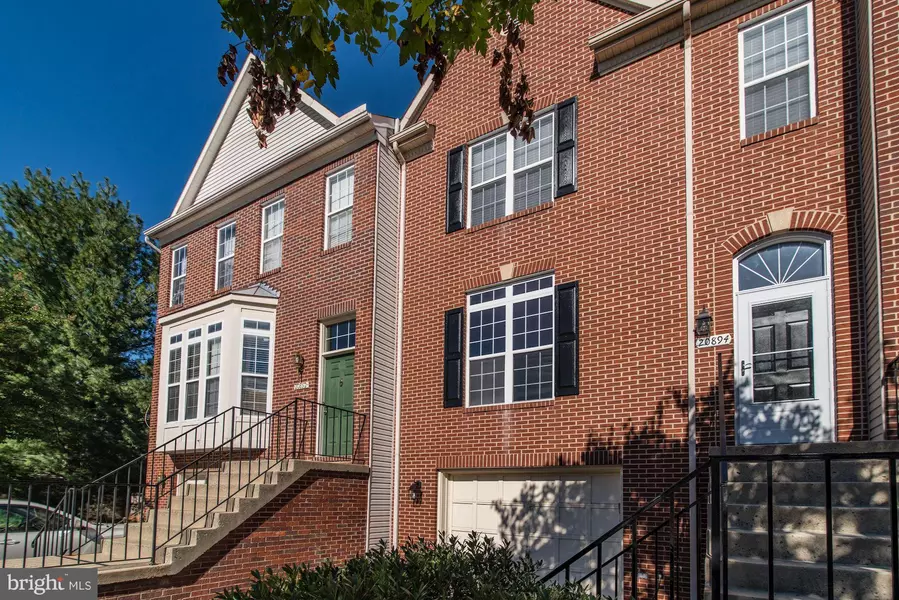 20894 SANDSTONE SQ, Sterling, VA 20165