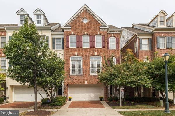 207 OAK KNOLL TER, Rockville, MD 20850