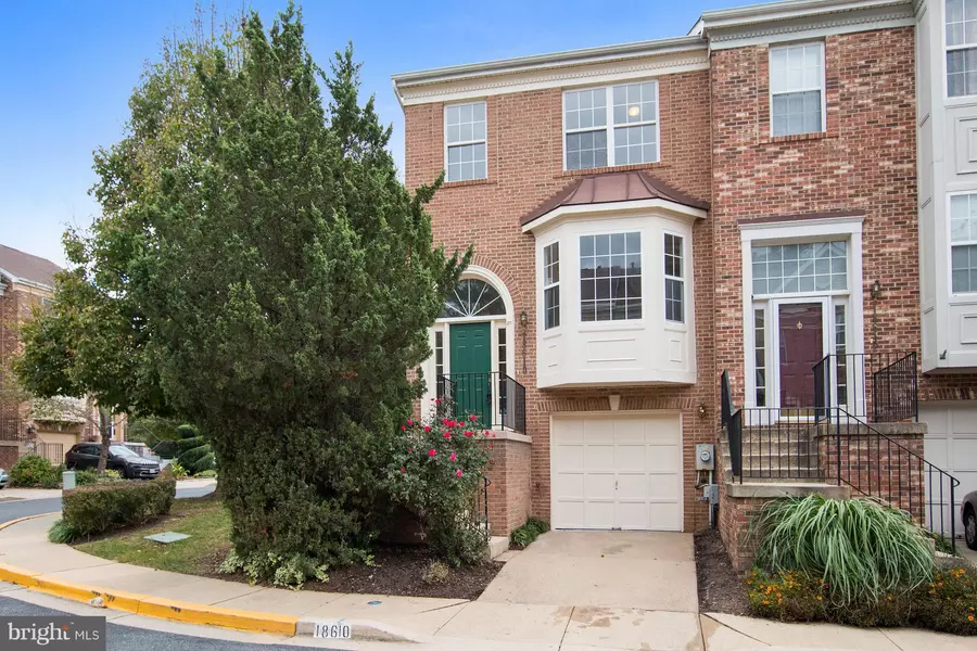 18610 CARRIAGE WALK CIR, Gaithersburg, MD 20879