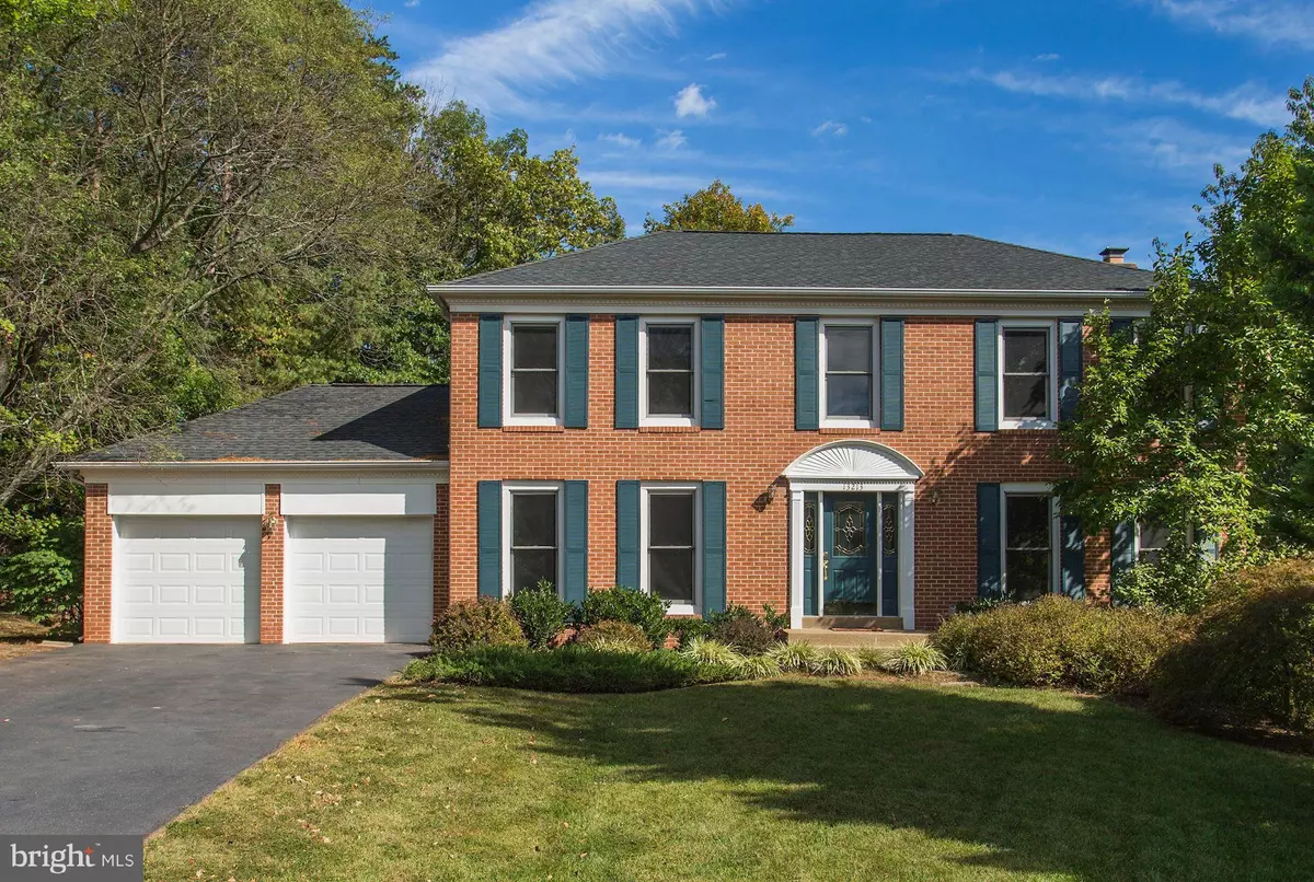 Fairfax, VA 22033,13213 SHADY RIDGE LN