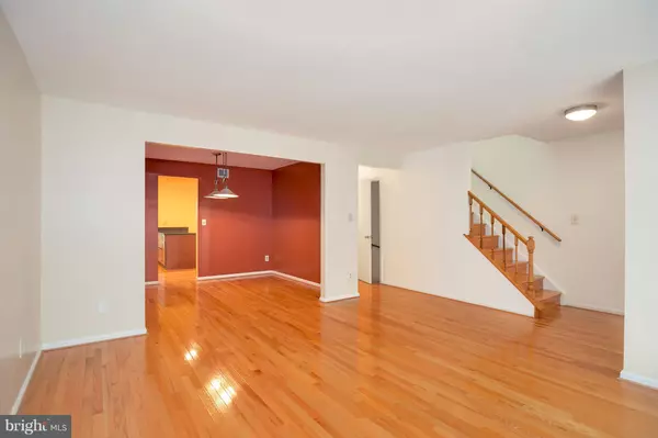 Reston, VA 20191,2157 POND VIEW CT