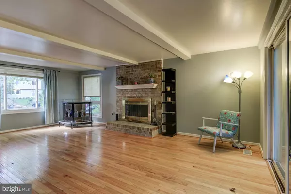 Reston, VA 20191,2321 OLD TRAIL DR
