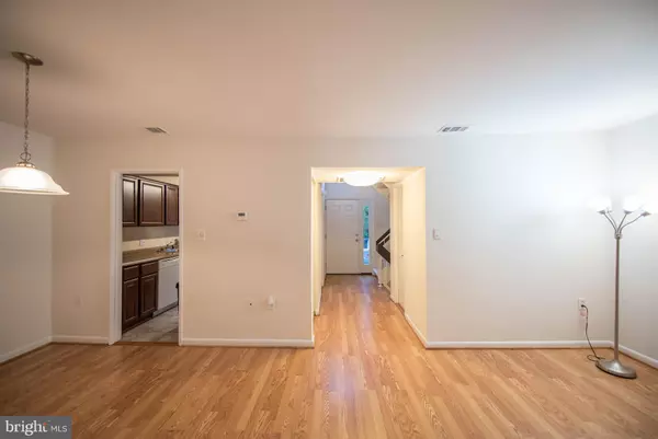 Reston, VA 20191,2319 EMERALD HEIGHTS CT