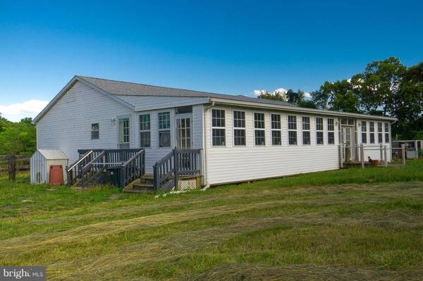 1208 OLD RIDER RD, Harpers Ferry, WV 25425