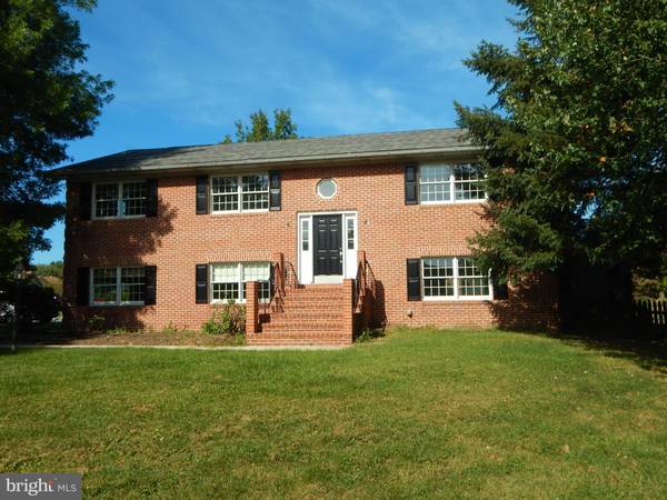 11985 COUNTRY CLUB RD, Waynesboro, PA 17268