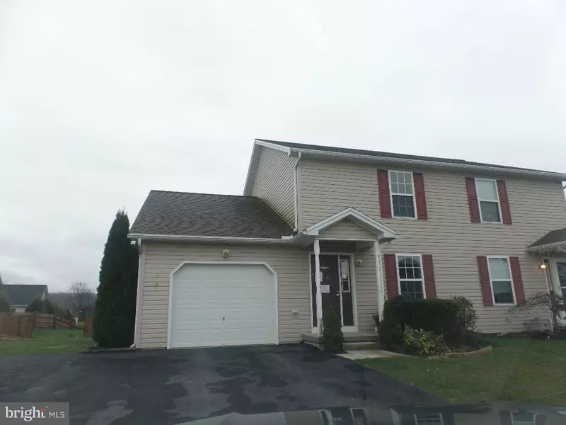 3684 MOUNTAIN SHADOW DR, Fayetteville, PA 17222