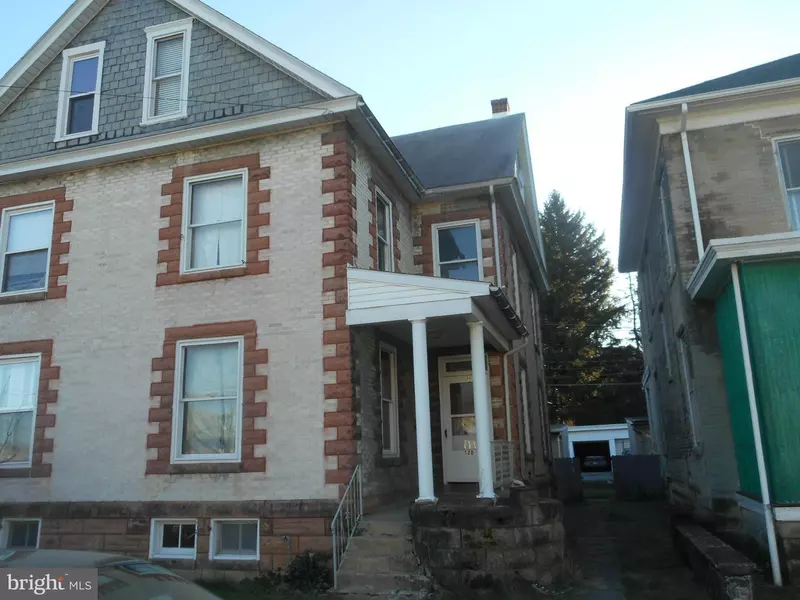 528 POPLAR AVE, Chambersburg, PA 17201