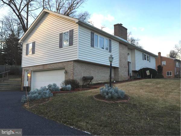 13451 SUNRISE DR, Blue Ridge Summit, PA 17214