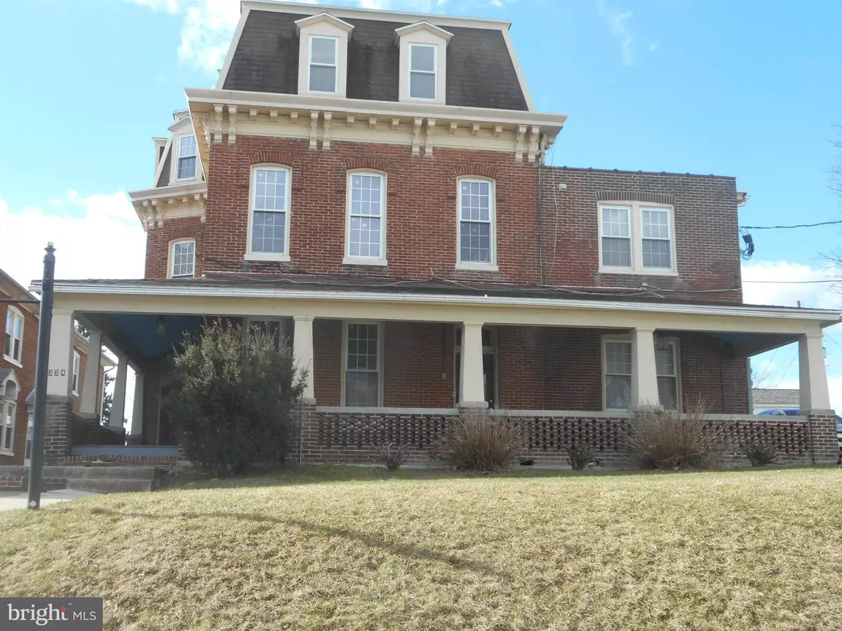 Chambersburg, PA 17201,334 LINCOLN WAY W