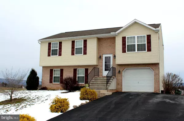 12269 RED HAWK DR, Waynesboro, PA 17268