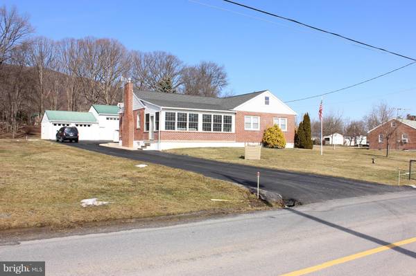 7661 CHARLESTOWN RD, Mercersburg, PA 17236