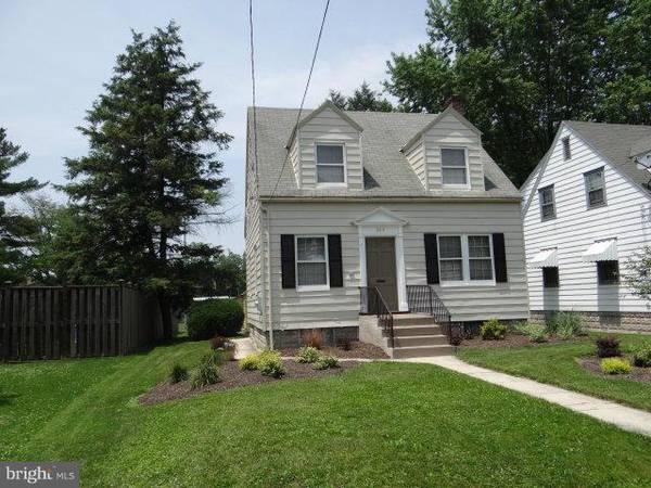 319 FIFTH AVE, Chambersburg, PA 17201