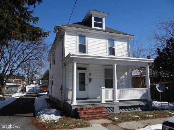 585 NELSON ST, Chambersburg, PA 17201