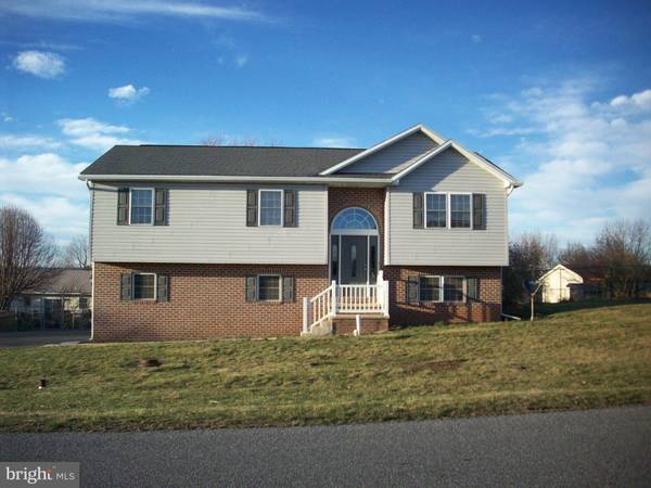 10481 MAPLETON RD, Shippensburg, PA 17257