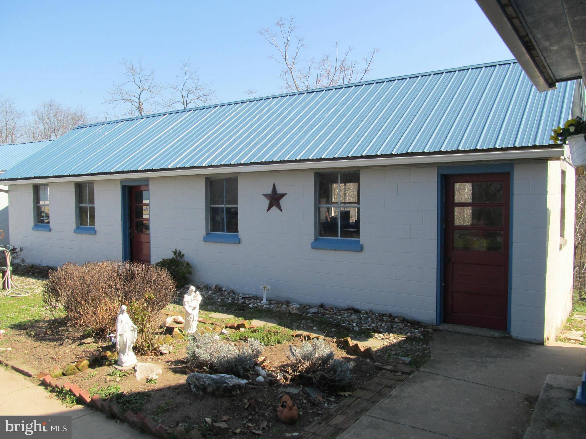 Shippensburg, PA 17257,2494 CLEARFIELD RD