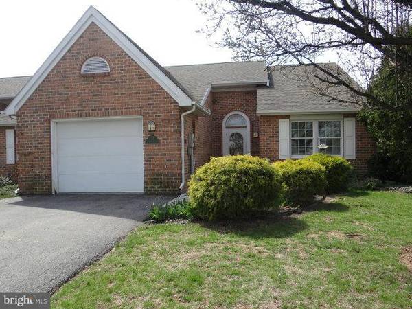 37 SANIBEL LN, Chambersburg, PA 17201