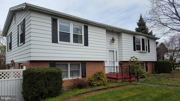 700 PARK ST, Waynesboro, PA 17268