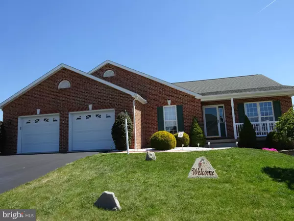 270 RONALD DR, Greencastle, PA 17225