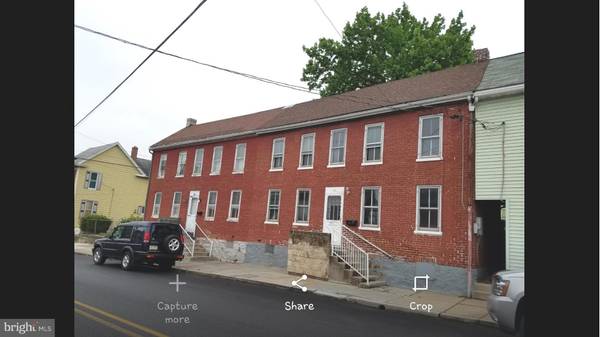 33 FEDERAL ST, Chambersburg, PA 17201