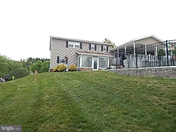 Chambersburg, PA 17202,524 LARKSPUR LN