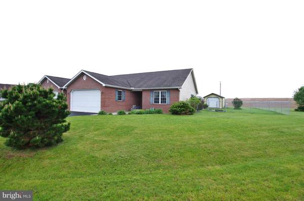 11373 NICOLE DR, Greencastle, PA 17225