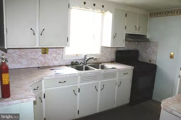 Fayetteville, PA 17222,46 MAIN ST W