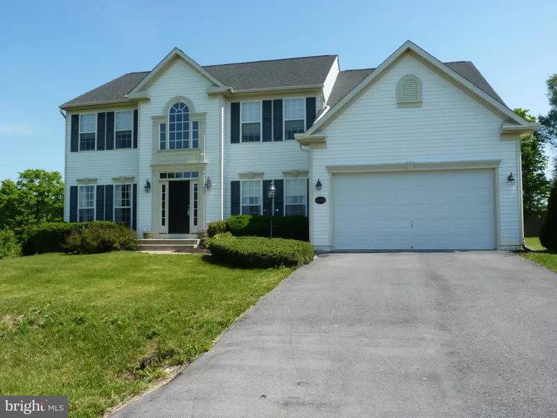 10498 JASPER DR S, Greencastle, PA 17225