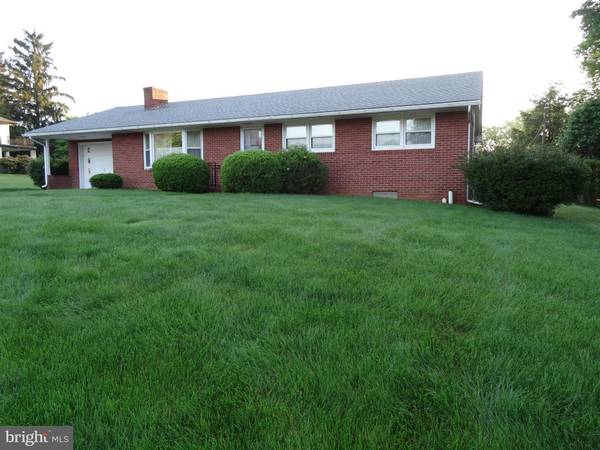 Waynesboro, PA 17268,9145 MEADOWBROOK DR