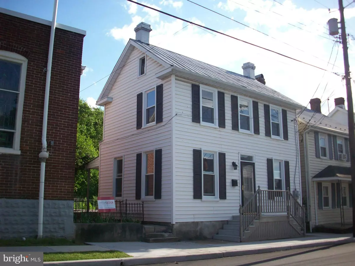 Greencastle, PA 17225,51 FRANKLIN ST E