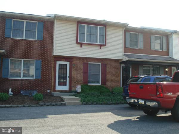 219 RINGGOLD ST, Waynesboro, PA 17268