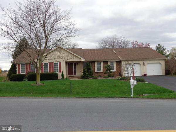 3415 CARNOUSTIE DR, Chambersburg, PA 17202