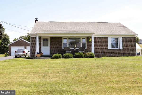 11574 ORCHARD RD, Waynesboro, PA 17268