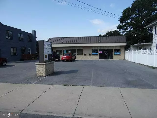 460 WAYNE AVE, Chambersburg, PA 17201