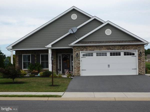 220 PARK VIEW DR, Chambersburg, PA 17201