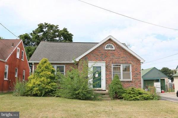 574 STANLEY AVE, Chambersburg, PA 17201