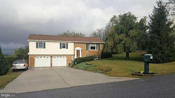 12919 SPRING AIRE CIR, Waynesboro, PA 17268