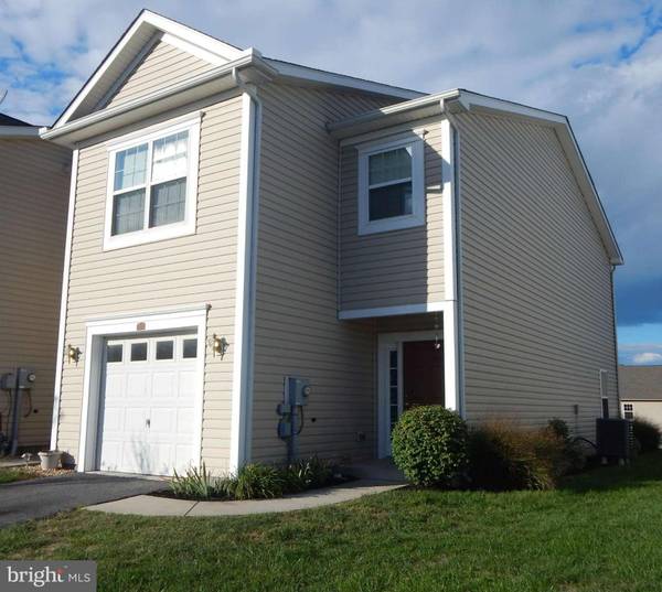 441 LANTERN LN, Chambersburg, PA 17201