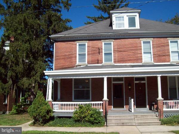 543 KING ST E, Chambersburg, PA 17201