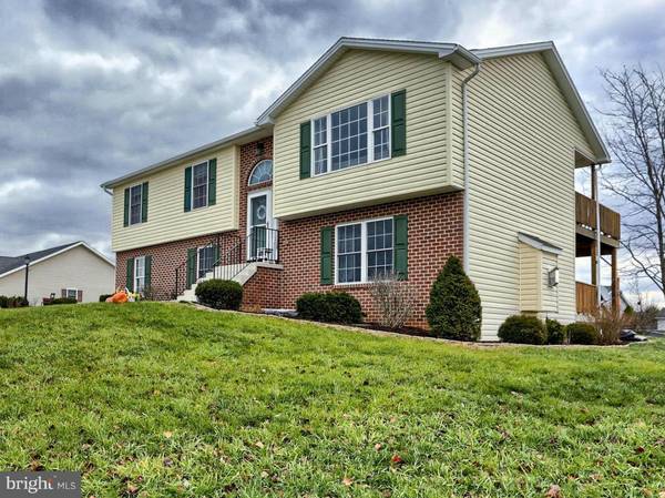 Shippensburg, PA 17257,119 QUENTIN CIR