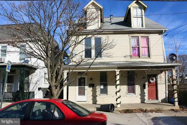 307 KING ST E, Chambersburg, PA 17201